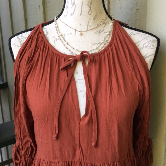 New! Open Sleeve Blouse - Picture 3 of 5